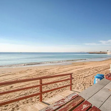 3 Bedroom Stunning In Apartment *