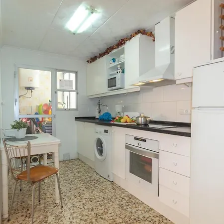 Apartment 3 Bedroom Stunning In