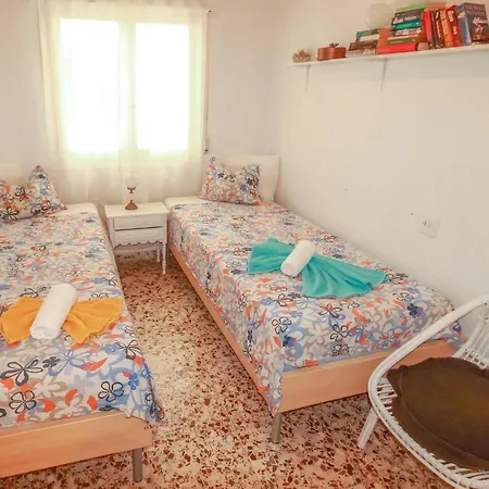 3 Bedroom Stunning In *